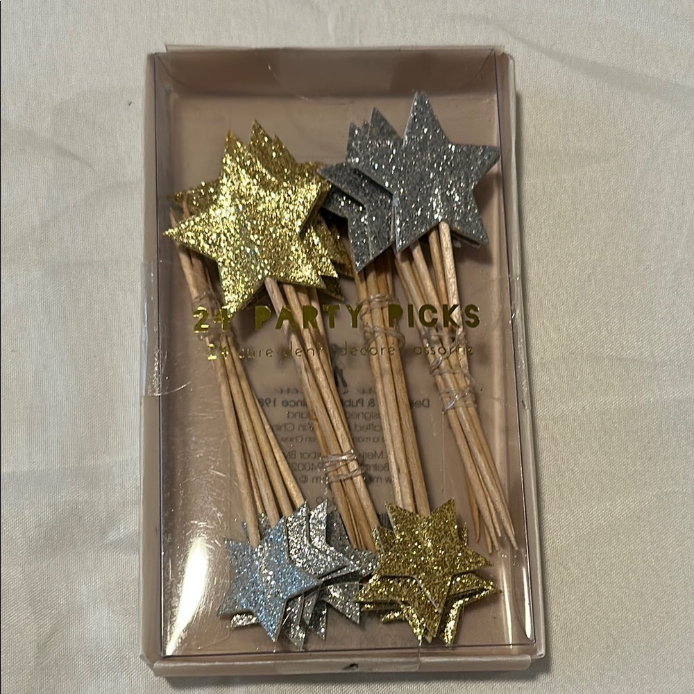 Meri Meri Gold and Silver Star Cake Toppers Party Supplies NWT